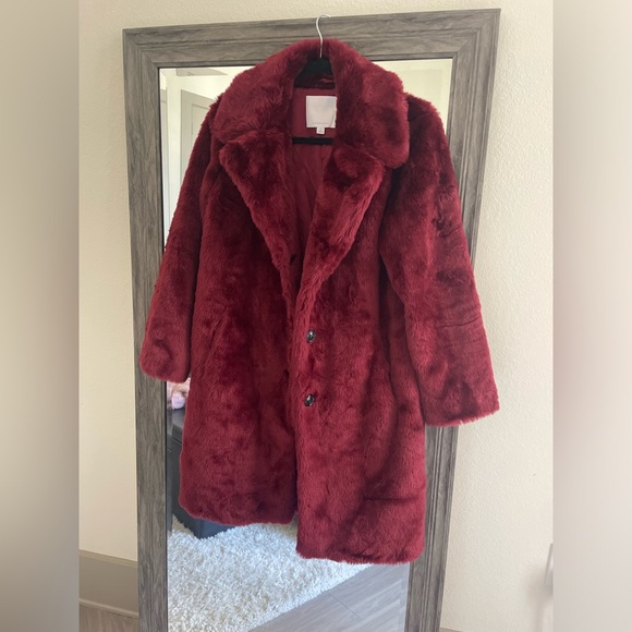 Anthropologie Jackets & Blazers - Ett:twa Anthropologie tayberry burgundy red faux fur coat